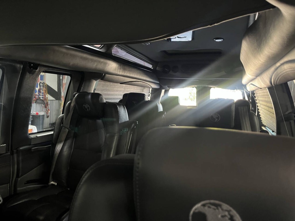 2018 GMC Savana Image 26