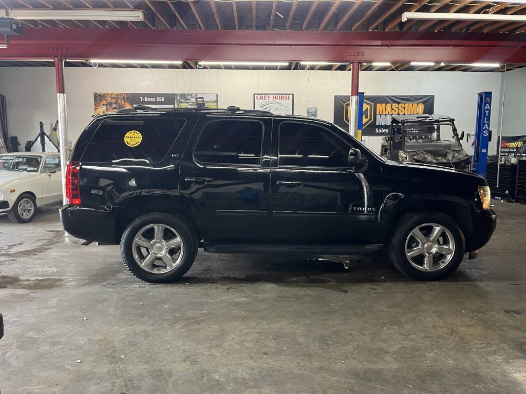2014 Chevrolet Tahoe Image 1