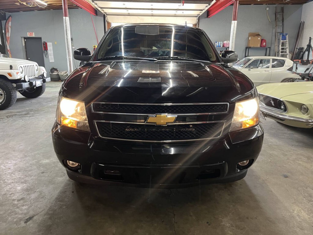 2014 Chevrolet Tahoe Image 3