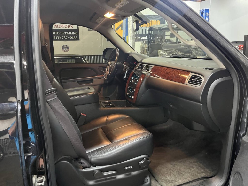 2014 Chevrolet Tahoe Image 9