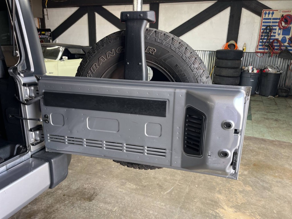 2017 Jeep Wrangler Unlimited Image 14