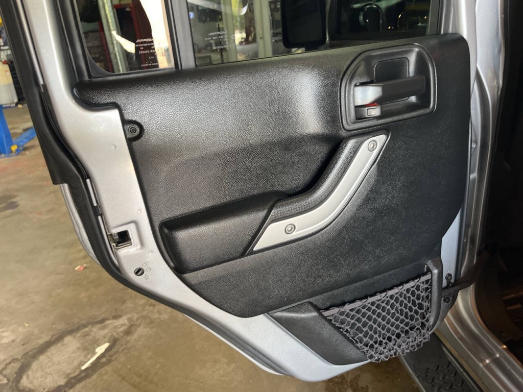 2017 Jeep Wrangler Unlimited Image 16