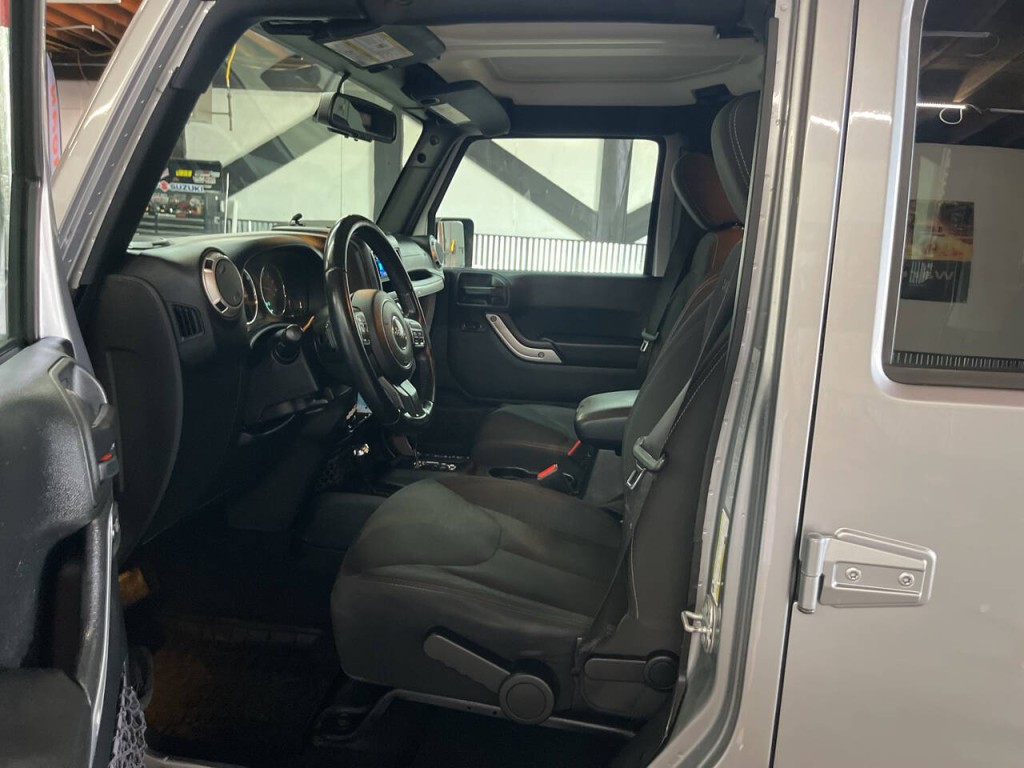 2017 Jeep Wrangler Unlimited Image 17