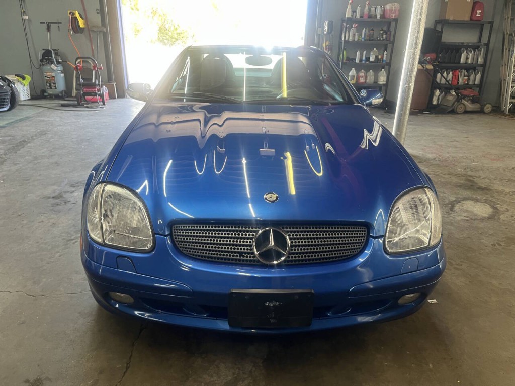 2001 Mercedes-Benz SLK-Class Image 3