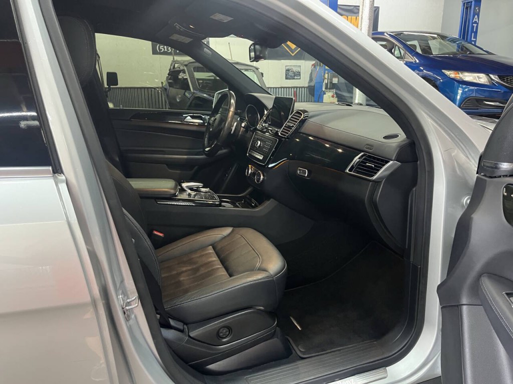 2019 Mercedes-Benz GLS-Class Image 9