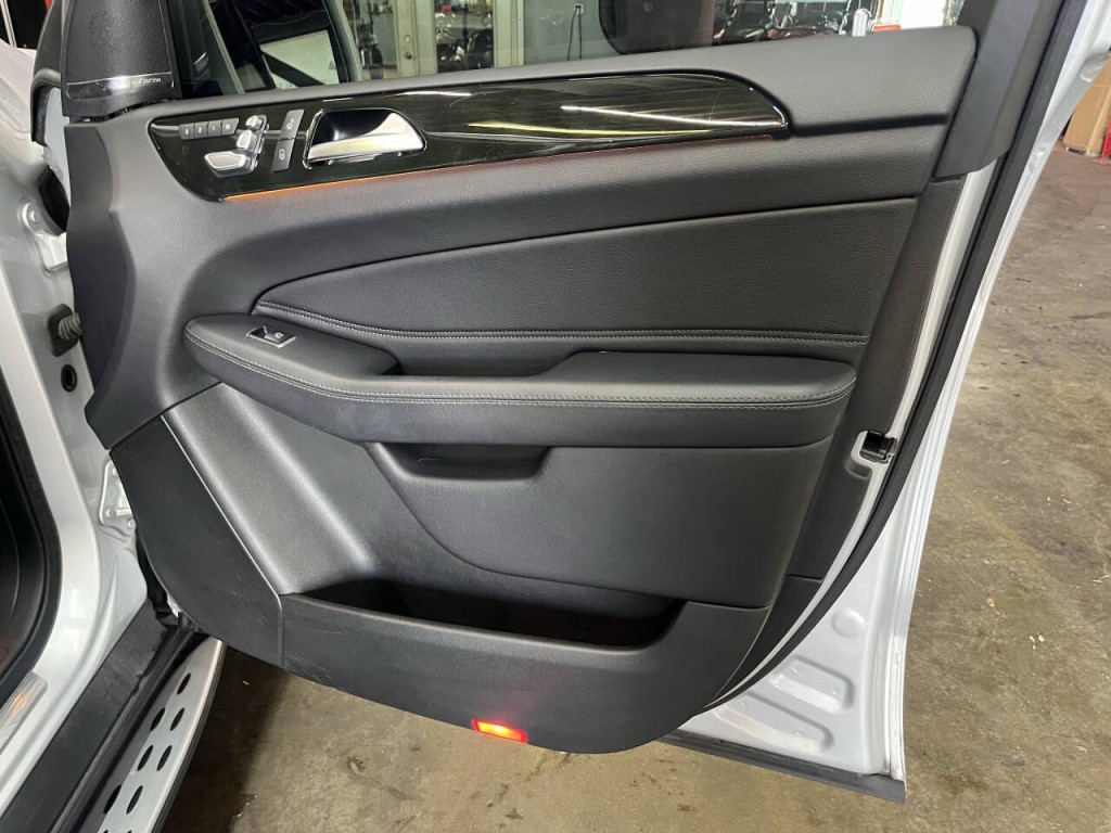 2019 Mercedes-Benz GLS-Class Image 10