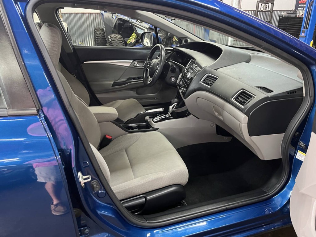 2013 Honda Civic Image 9