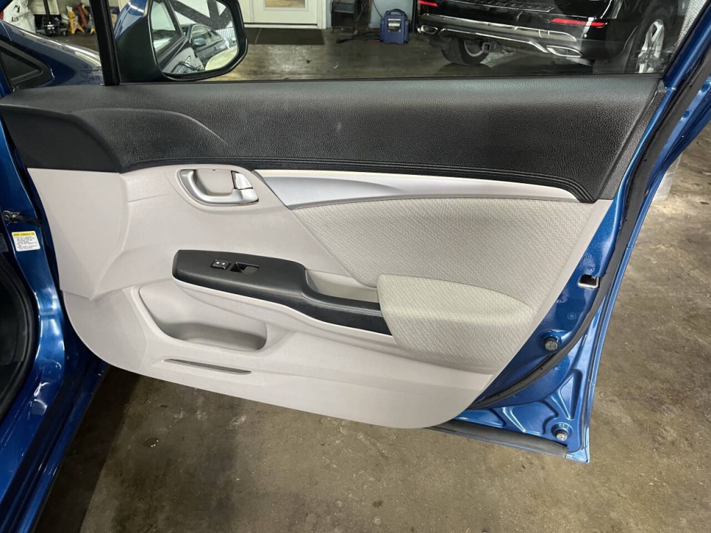 2013 Honda Civic Image 10