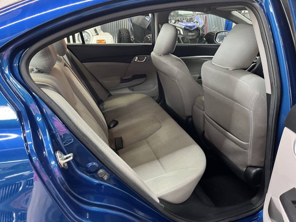 2013 Honda Civic Image 11
