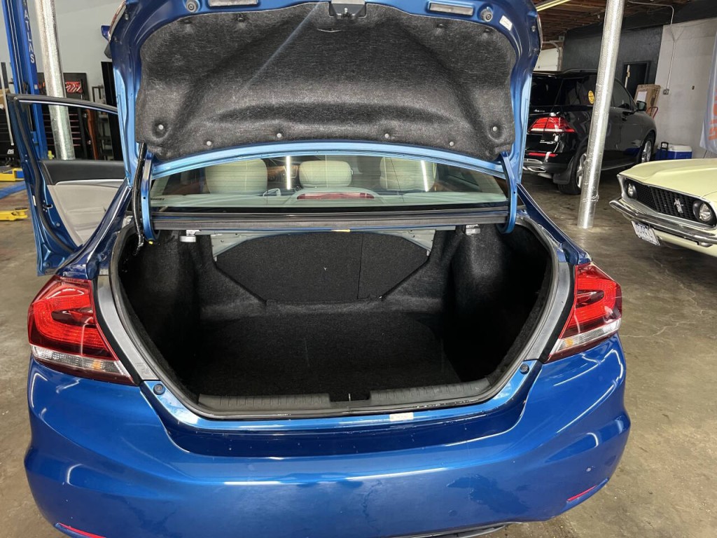 2013 Honda Civic Image 13