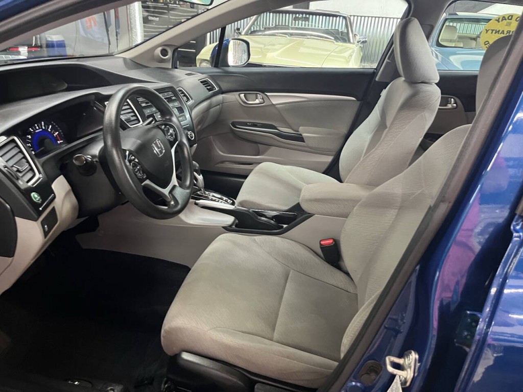 2013 Honda Civic Image 17