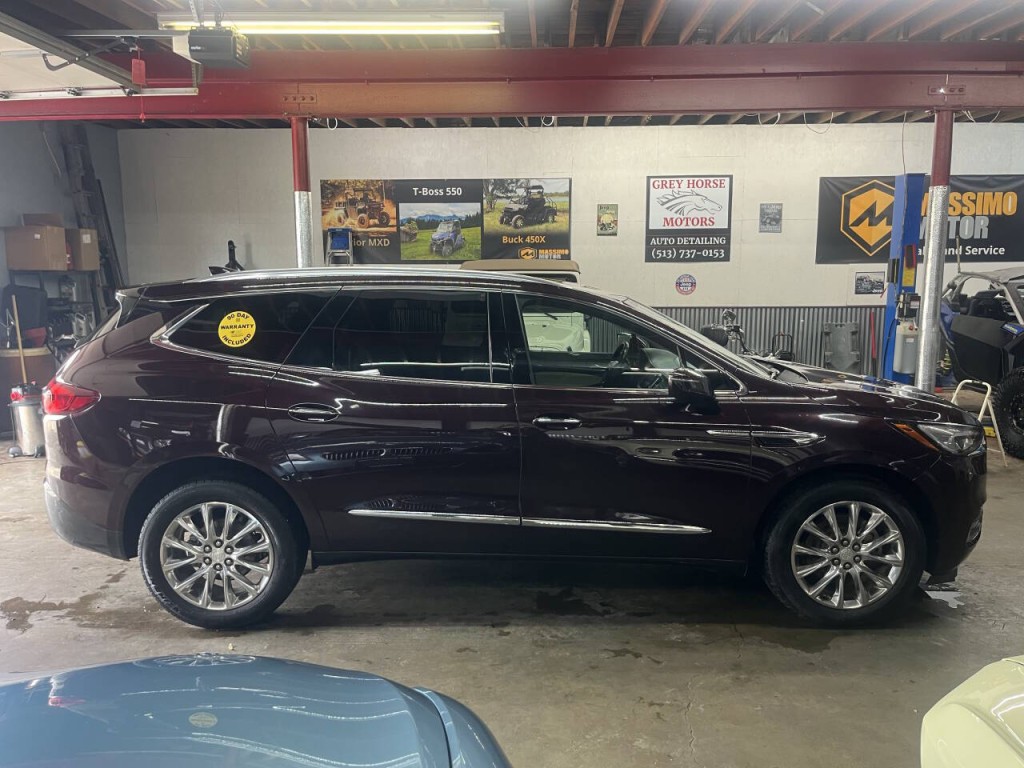 2018 Buick Enclave Image 2