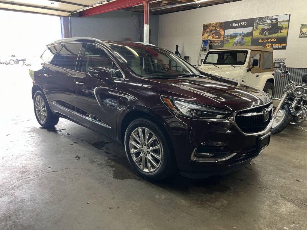 2018 Buick Enclave Image 3
