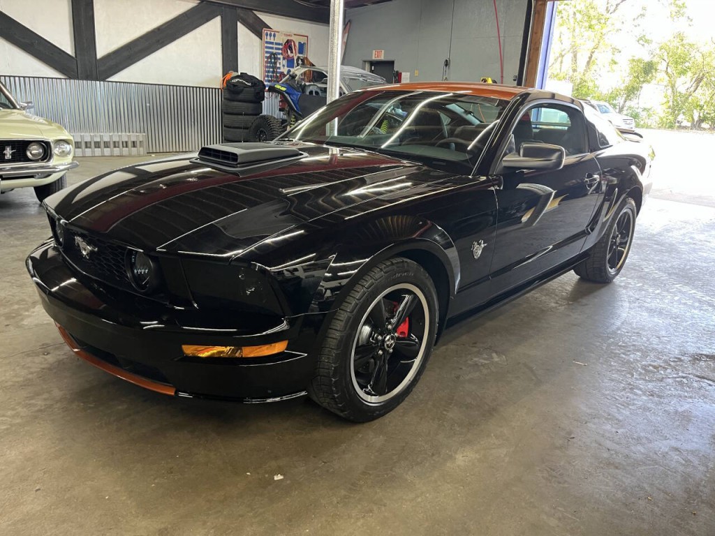2009 Ford Mustang Image 5