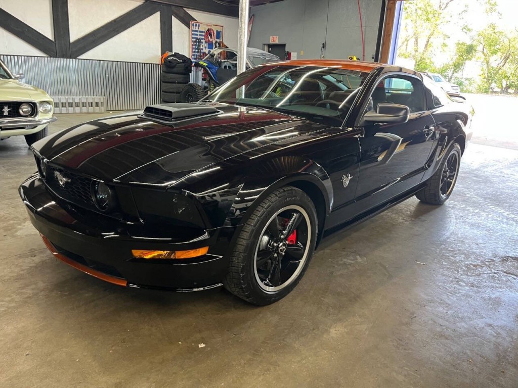 2009 Ford Mustang Image 5