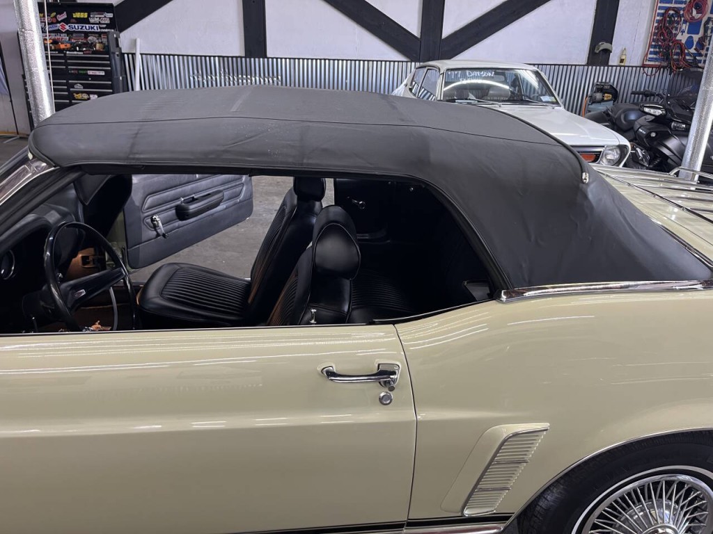 1969 Ford Mustang Image 23