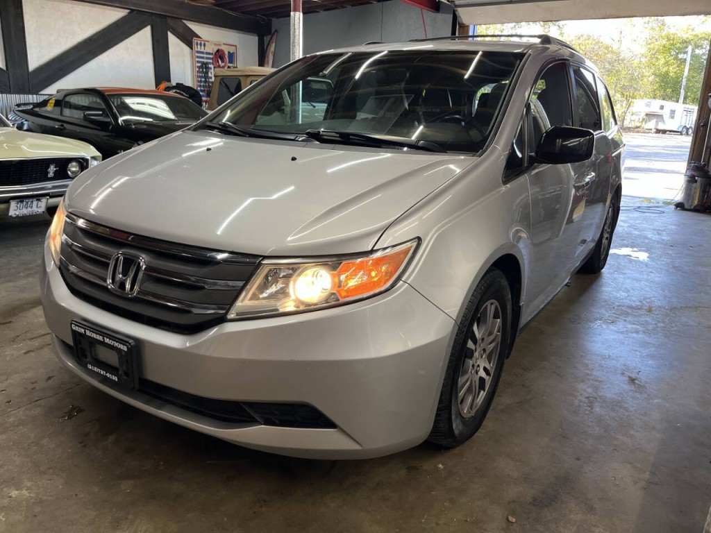 2012 Honda Odyssey Image 5
