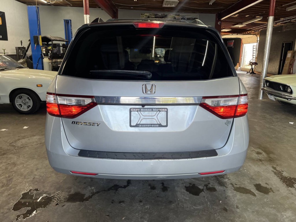 2012 Honda Odyssey Image 7
