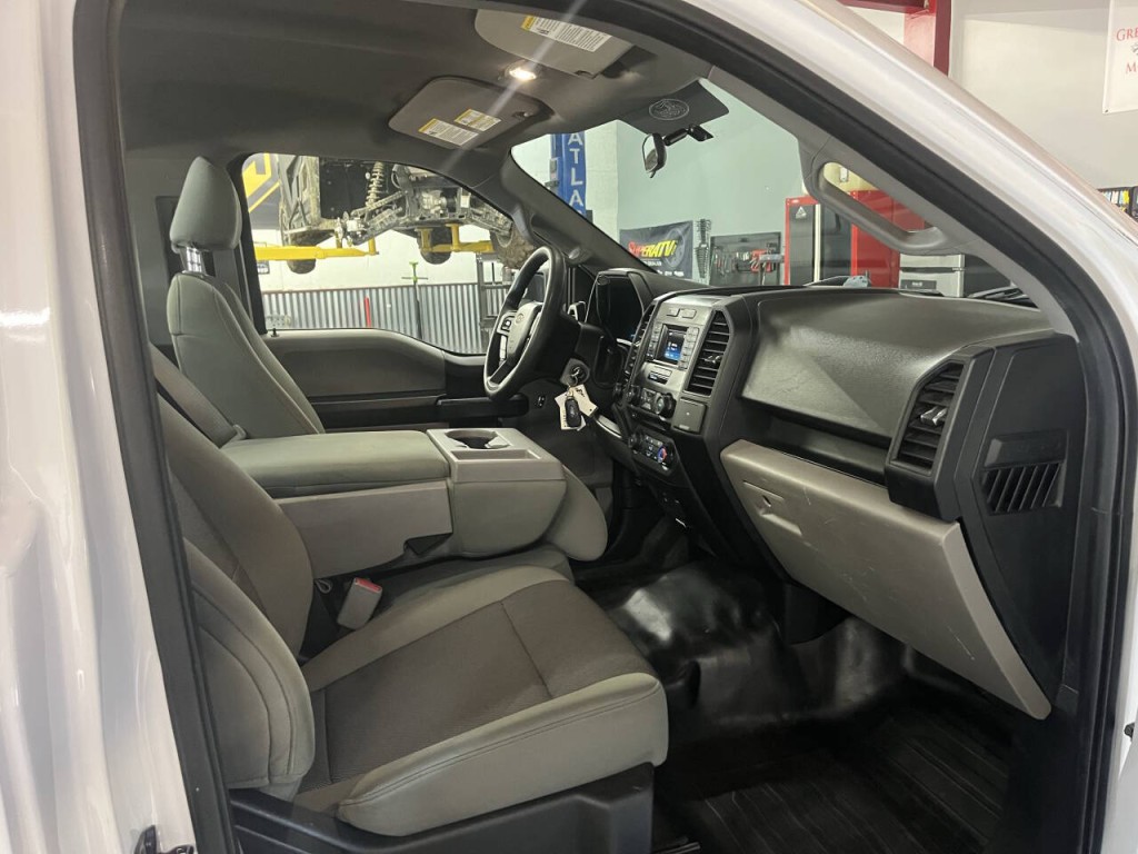 2016 Ford F-150 Image 9