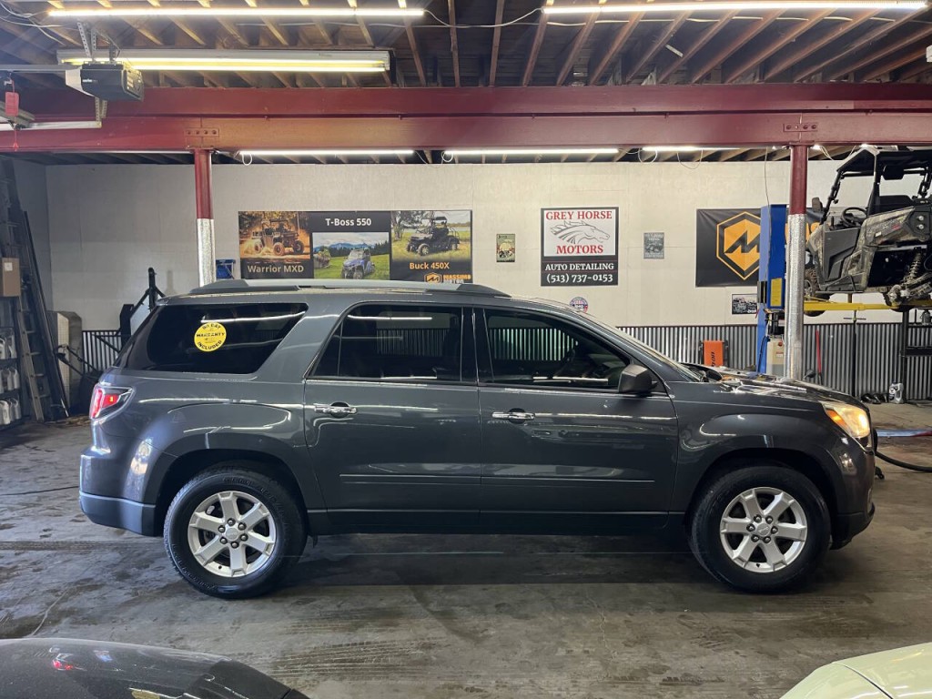 2014 GMC Acadia Image 2