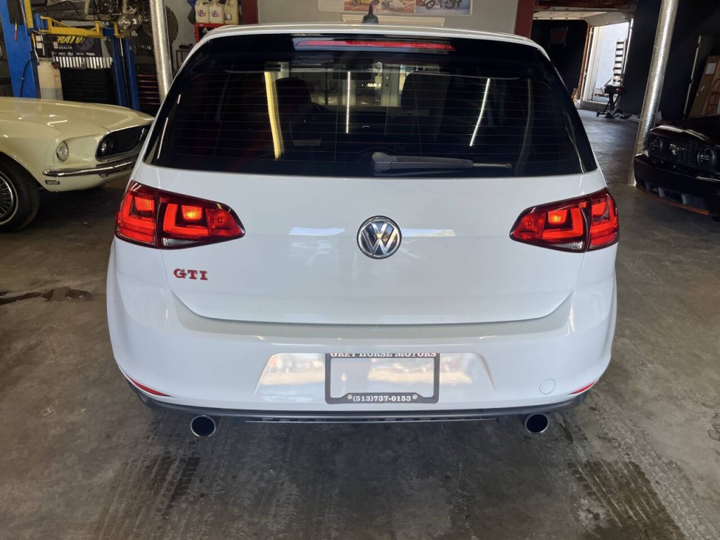 2017 Volkswagen GTI Image 7