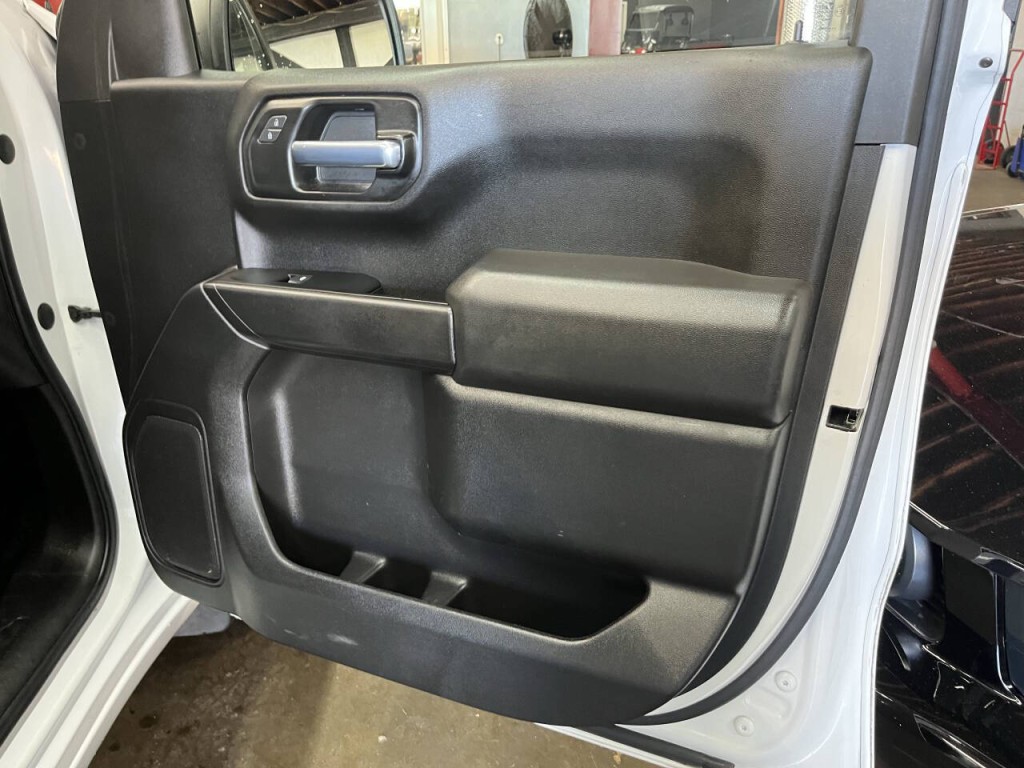 2021 Chevrolet Silverado 1500 Image 11
