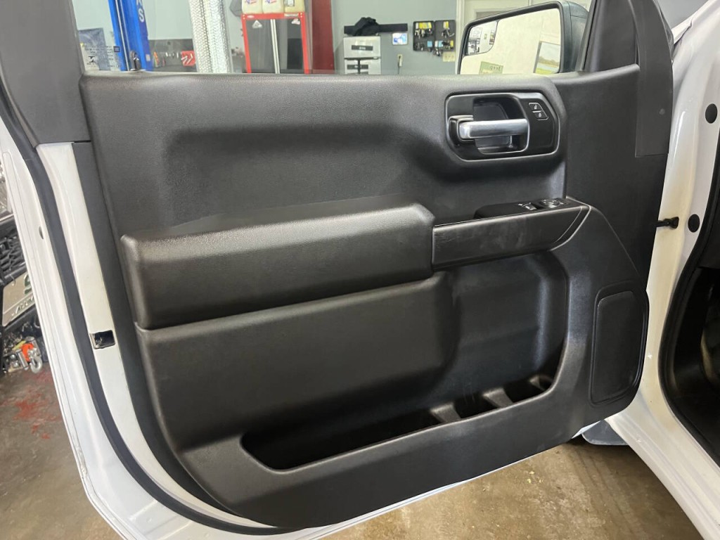 2021 Chevrolet Silverado 1500 Image 12