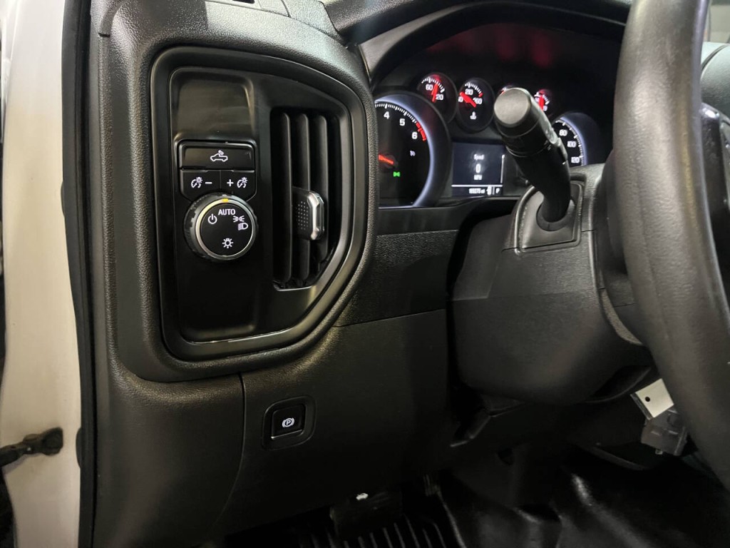 2021 Chevrolet Silverado 1500 Image 16
