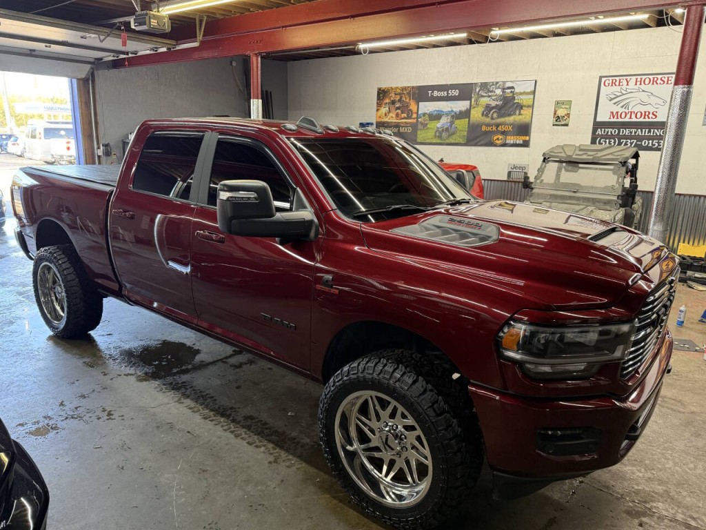 2024 RAM 2500 Image 3