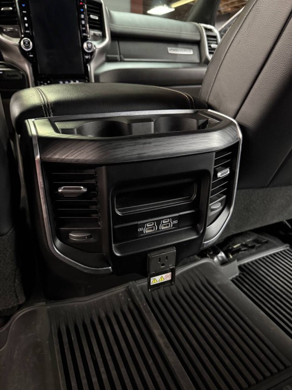 2024 RAM 2500 Image 15
