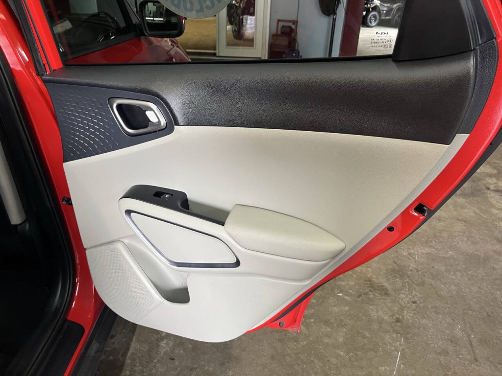 2022 Kia Soul Image 12