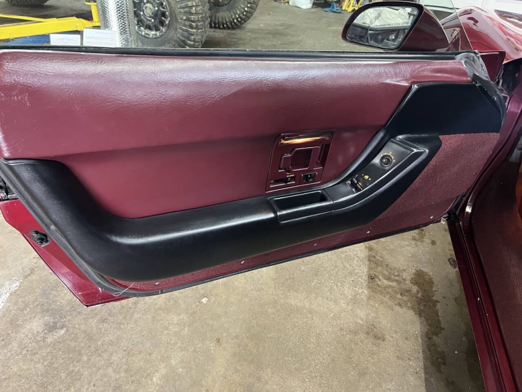 1993 Chevrolet Corvette Image 13