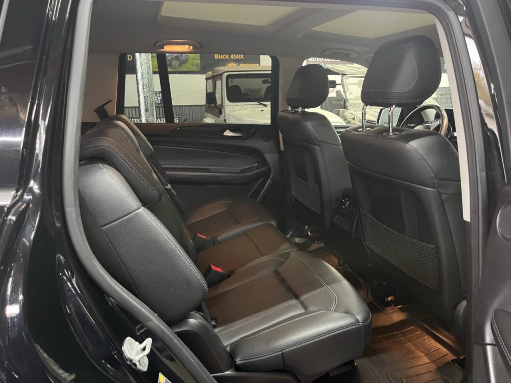 2018 Mercedes-Benz GLS-Class Image 12