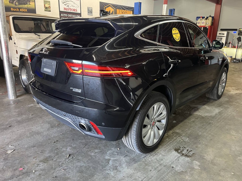 2018 Jaguar E-pace Image 8