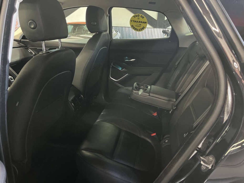 2018 Jaguar E-pace Image 15