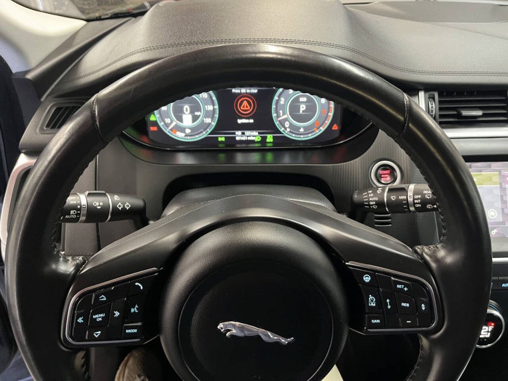 2018 Jaguar E-pace Image 22