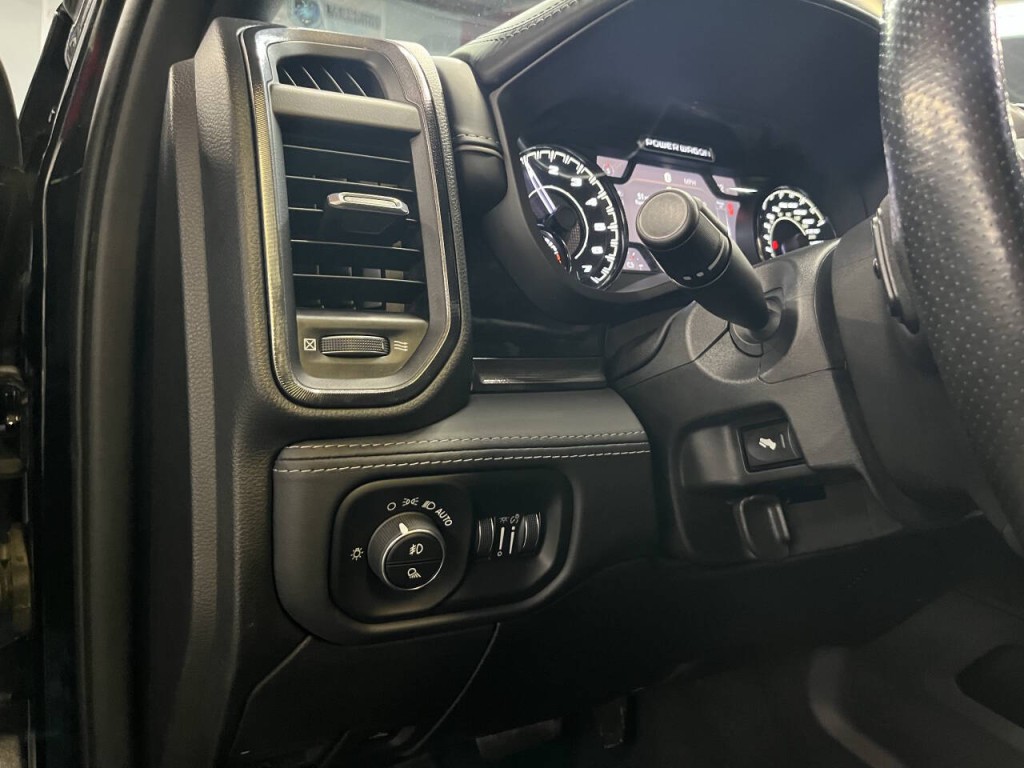 2022 RAM 2500 Image 17