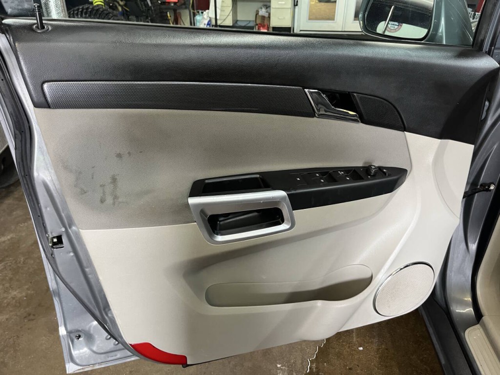 2009 Saturn Vue Image 18