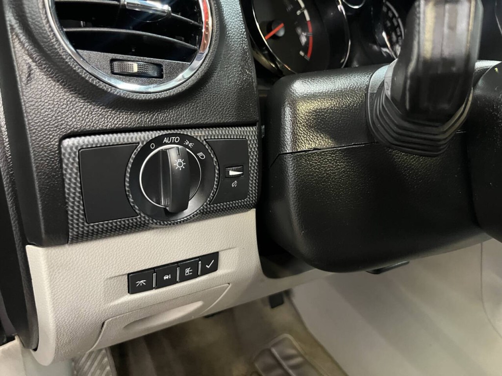 2009 Saturn Vue Image 21