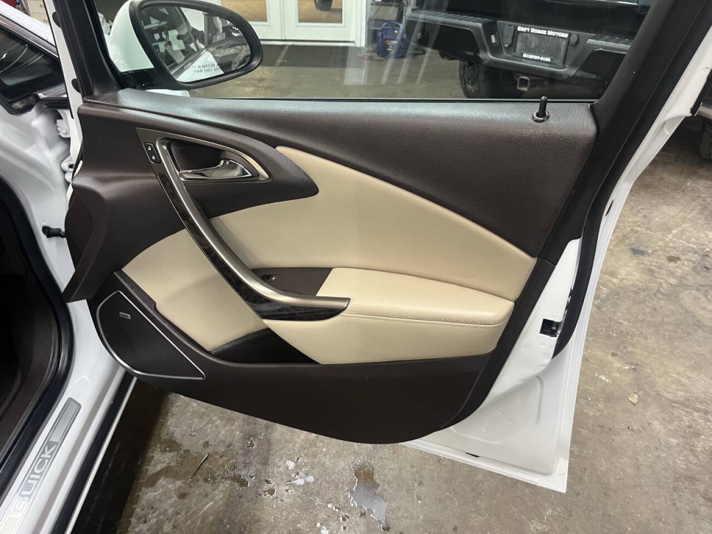 2015 Buick Verano Image 10