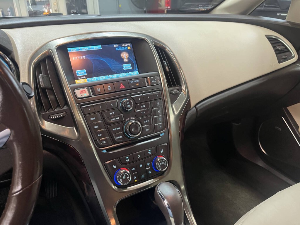 2015 Buick Verano Image 21