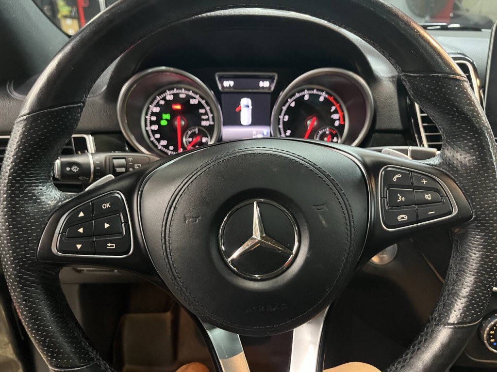 2017 Mercedes-Benz GLS-Class Image 20