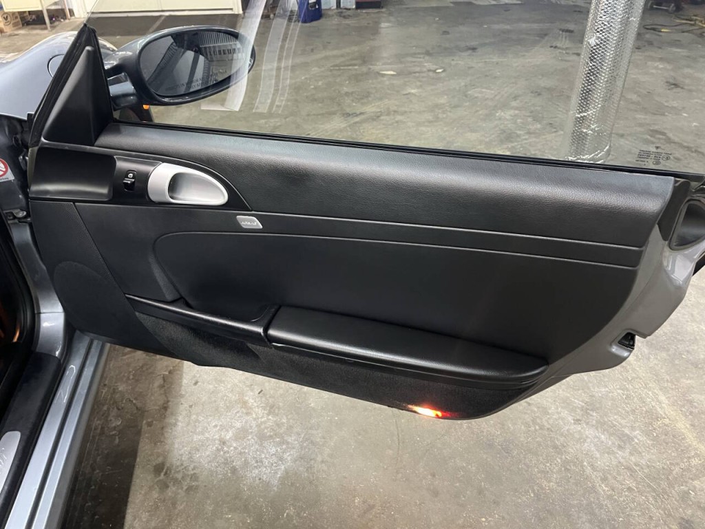 2006 Porsche Boxster Image 10