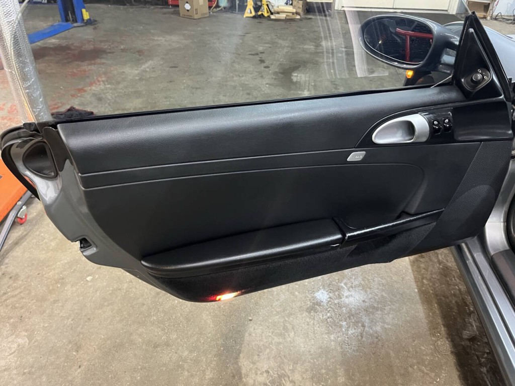 2006 Porsche Boxster Image 13