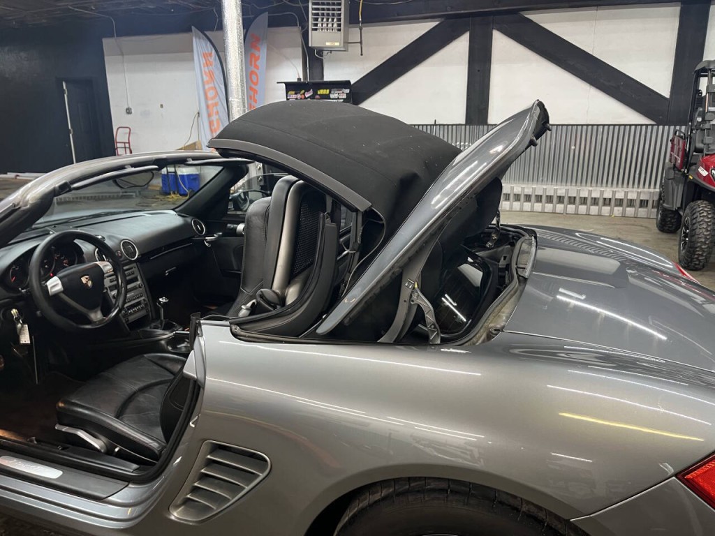 2006 Porsche Boxster Image 17