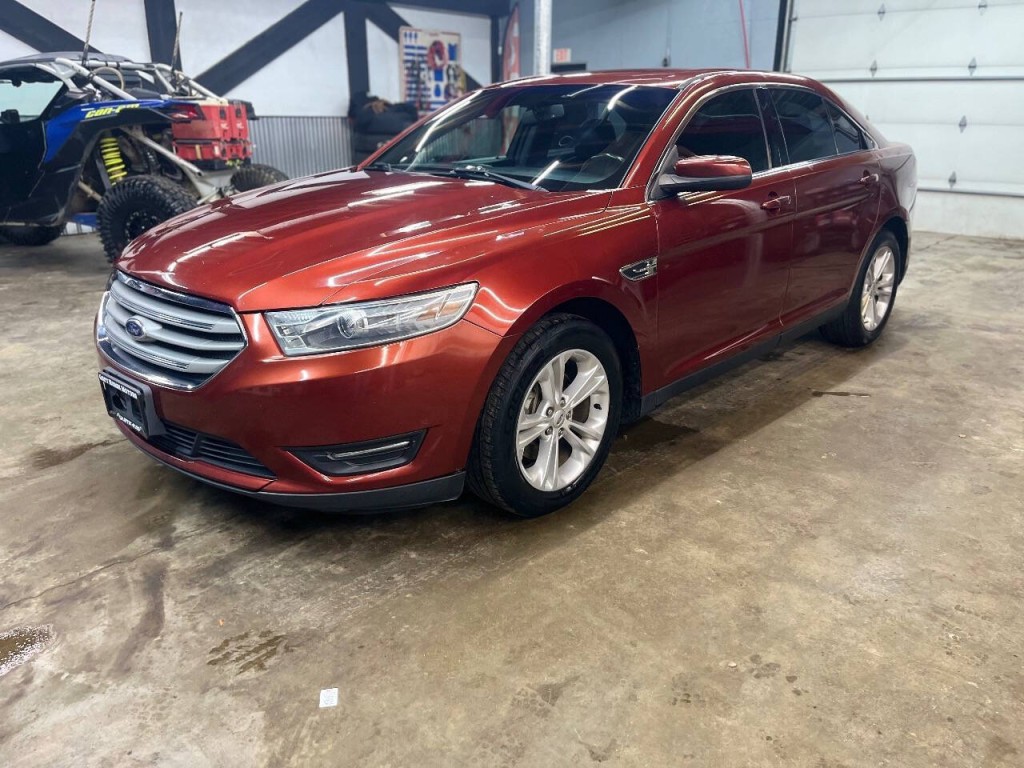 2014 Ford Taurus Image 5