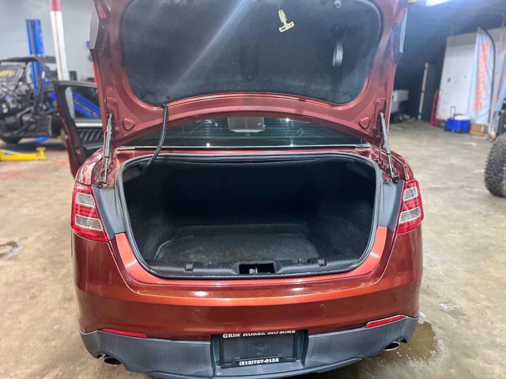 2014 Ford Taurus Image 13