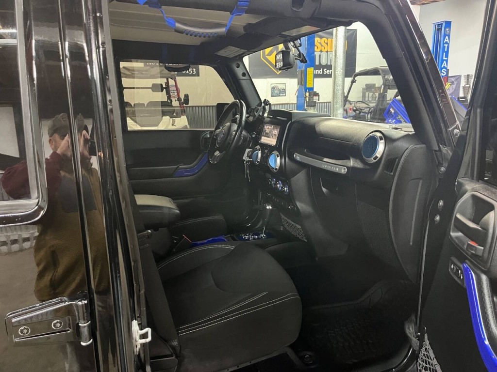 2018 Jeep Wrangler Image 9