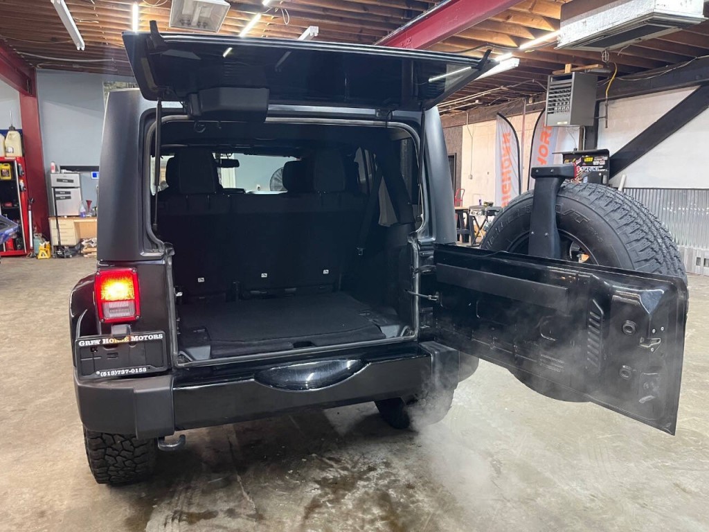 2018 Jeep Wrangler Image 13