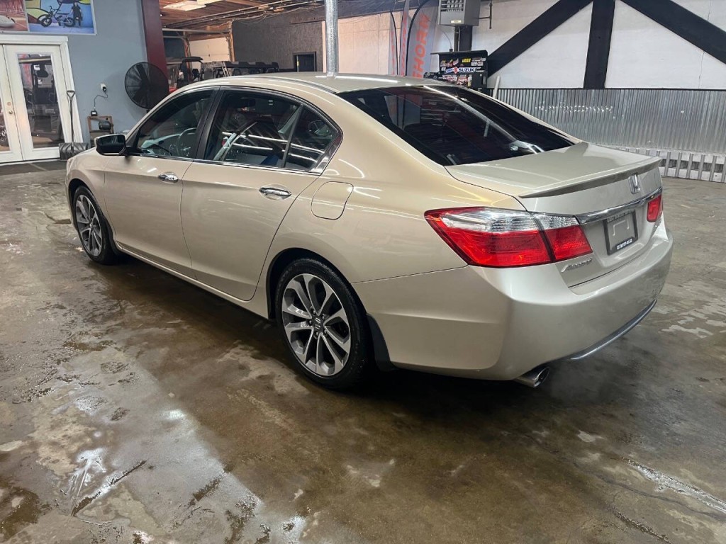 2014 Honda Accord Image 5